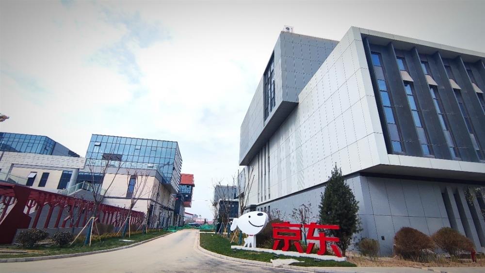 人民網(wǎng)、新華網(wǎng)、大眾網(wǎng)、濟(jì)南電視臺(tái)等多家媒體重磅報(bào)道產(chǎn)發(fā)集團(tuán)高質(zhì)量發(fā)展 成果經(jīng)驗(yàn)